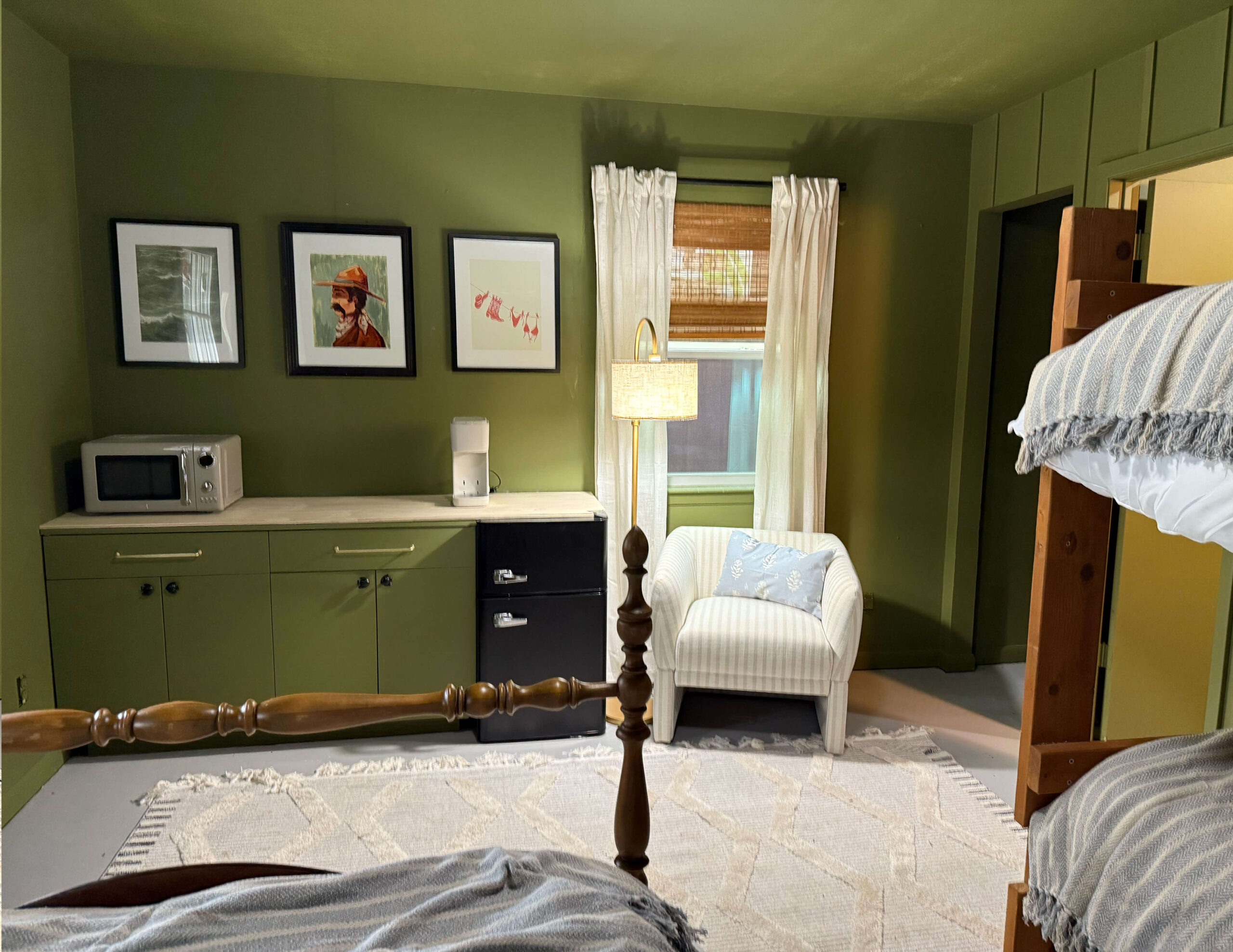Cabin_1